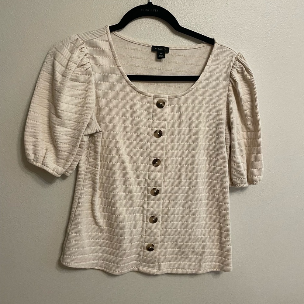 🔮5 for 💲30 Ann Taylor blouse